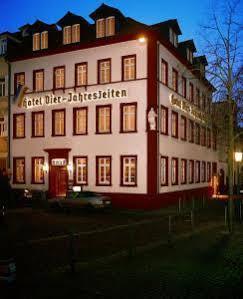 Vier Jahreszeiten Heidelberg Exteriör bild